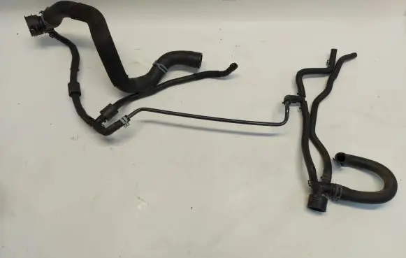 Skoda Octavia Mk4 Engine coolant pipe/hose 5Q0122101EN