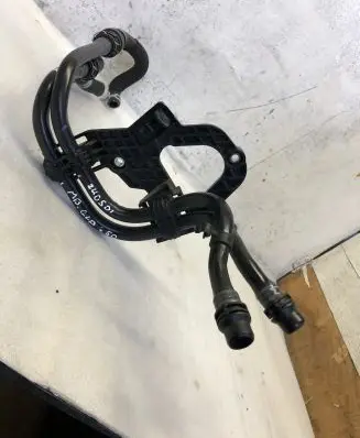 Mercedes-Benz GLA H247 Engine coolant pipe/hose A1775016400