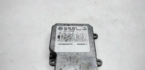 Volkswagen PASSAT B5.5 Airbag control unit/module 1C0909605B