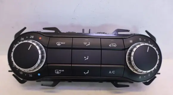 Mercedes-Benz CLA C117 X117 W117 Climate control unit A2469003616