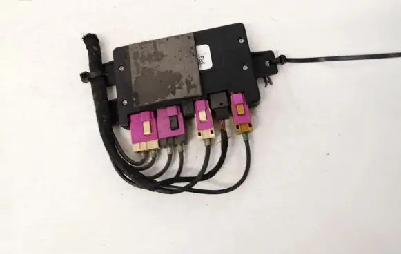 Antenna control unit