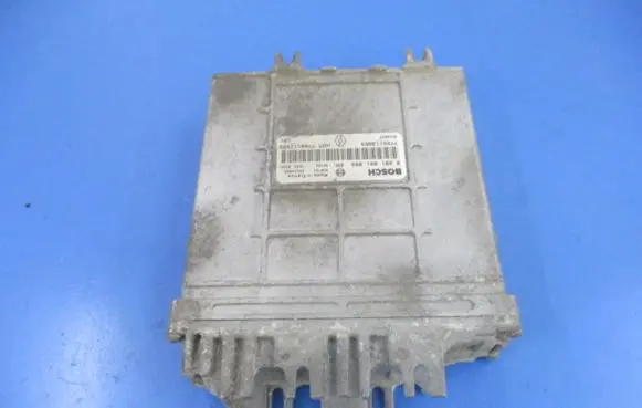 Renault Megane I Engine control unit/module ECU 7700113863