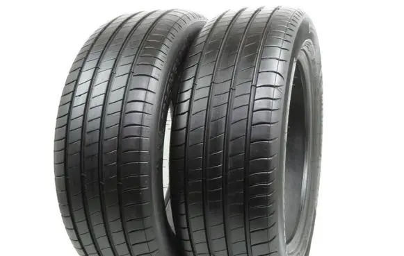 Volkswagen Golf V R16 summer tire 