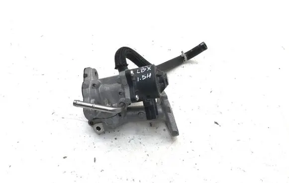 Lexus LBX EGR valve F301015350 4F21
