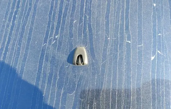 Volvo S80 Windshield washer spray nozzle 