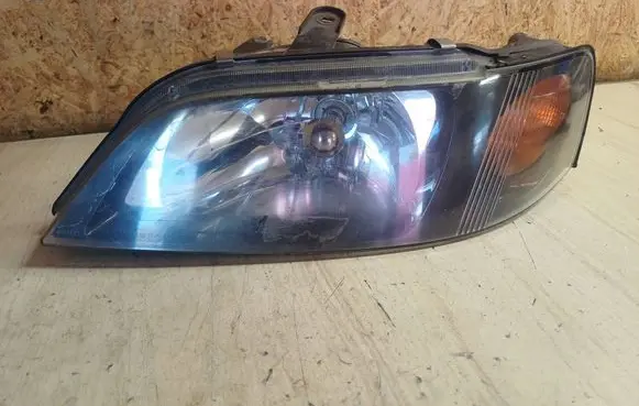 Mitsubishi Space Star Headlight/headlamp 15626300