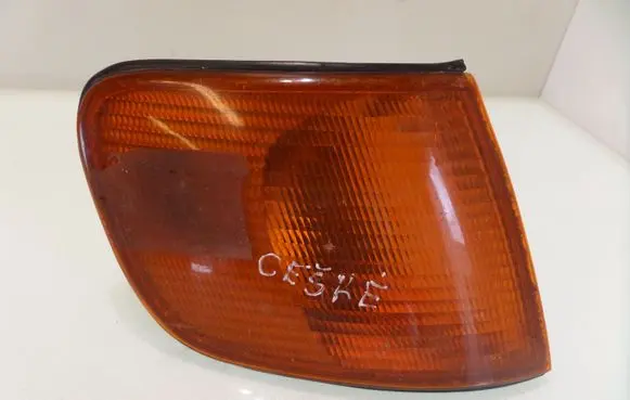 Front indicator light