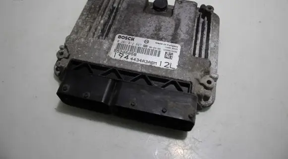 Fiat Croma Engine control unit/module ECU 0281012897