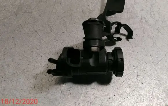 Peugeot 806 Turbo solenoid valve 9635704380