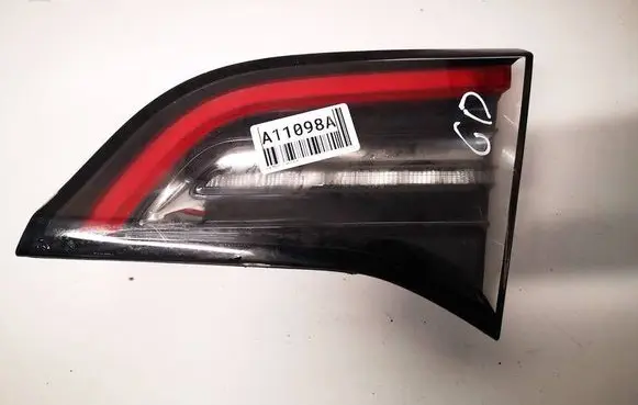 Tesla Model Y Tailgate rear/tail lights 150208900b