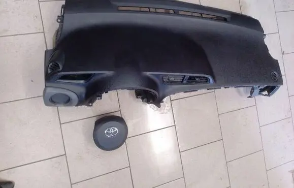 Toyota Yaris Dashboard