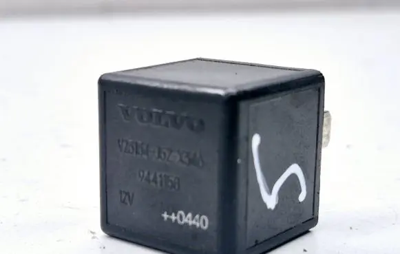 Volvo V70 Other relay 9441158