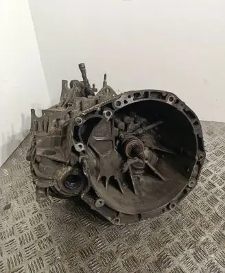 Renault Megane II Manual 6 speed gearbox 8200361232
