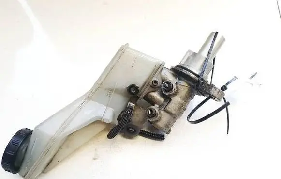 Nissan Qashqai Master brake cylinder 0204Y24277