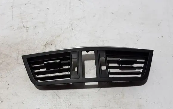 Mercedes-Benz E C207 W207 Dash center air vent grill 251922004