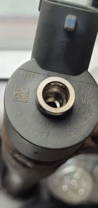 Iveco Daily 45 - 49.10 Fuel injector 504389548