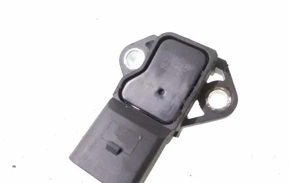 Volkswagen PASSAT B5.5 Air pressure sensor 210217