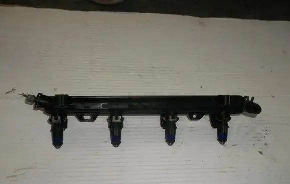 Seat Ibiza III (6L) Fuel main line pipe LISTWAWTRYSKOWA