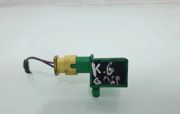 Volkswagen Golf VI Airbag deployment crash/impact sensor 5K0959351