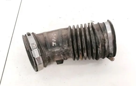 Chrysler 300 - 300C Air intake hose/pipe