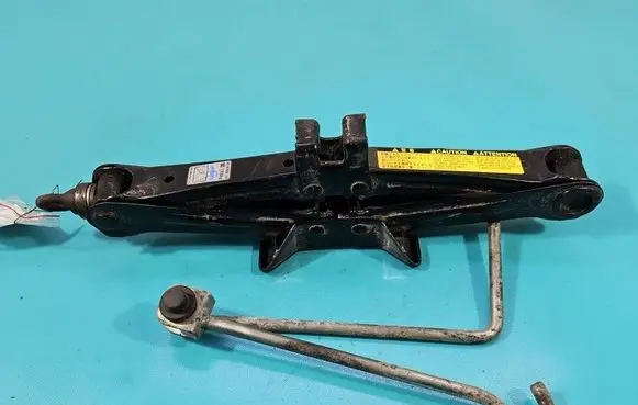 Toyota Corolla Verso E121 Lift Jack IMPRK1592937