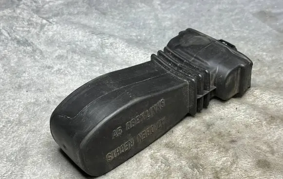 Audi A3 8Y Rear glass lock/latch X197 8T8839267A