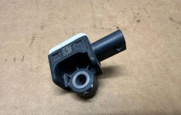 Volkswagen Amarok Airbag deployment crash/impact sensor 2H0959351