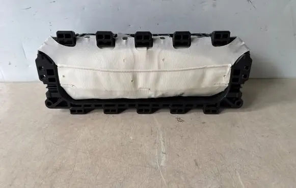 BMW i4 Passenger airbag 34248236 39680406313
