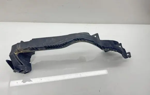 Headlight/headlamp mounting bracket