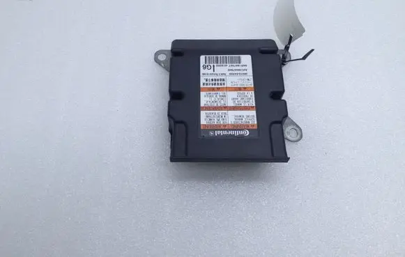 Suzuki SX4 S-Cross Airbag control unit/module 3891064R00 A2C39557602