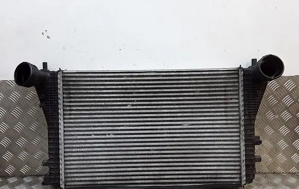 Seat Altea Intercooler radiator P9385001