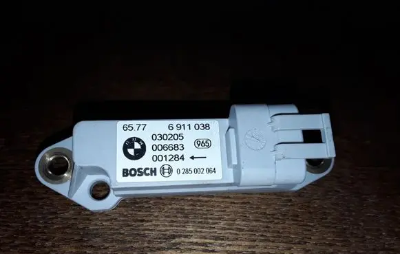 BMW X5 E53 Airbag deployment crash/impact sensor 6911038