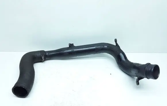 Volvo V70 Intercooler hose/pipe 8624887