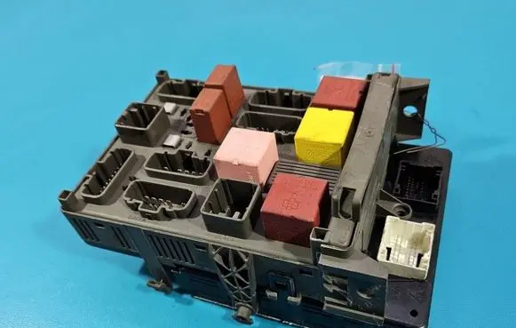 Renault Laguna II Central body control module 8200367252 IMPRK1610622