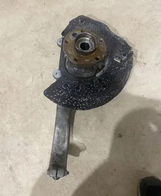 BMW X5 F15 Front wheel hub 6869869
