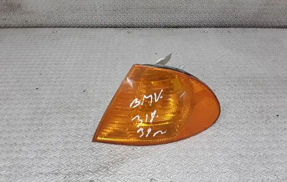 BMW 3 E46 Front indicator light