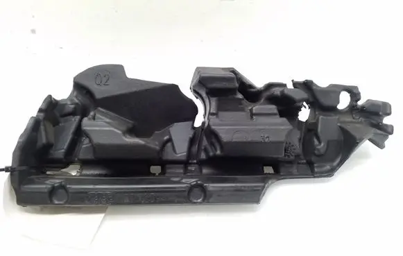 Mercedes-Benz E W212 Other engine bay part A6420161924