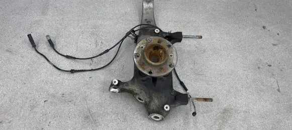 BMW M6 Front wheel hub 2284053 31212284053
