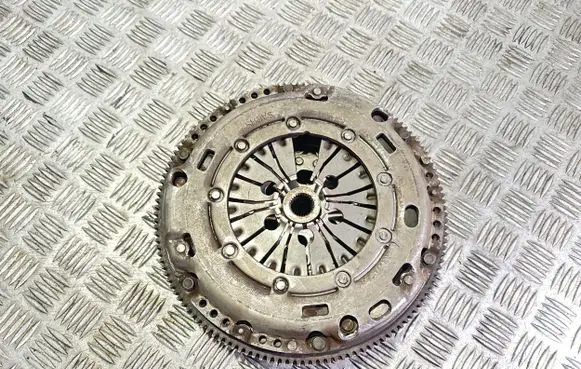 Volkswagen Golf V Clutch set kit 03G141025G 043082000284 03G141031F