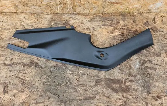 Tesla Model S Dashboard trim 1060480-00-B