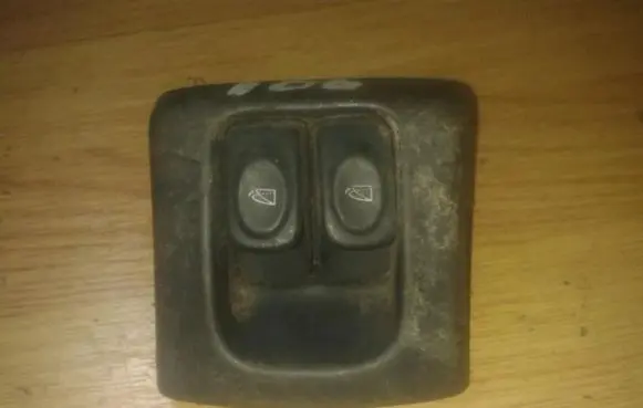 Renault Megane I Electric window control switch