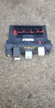 Volkswagen Touran I Comfort/convenience module 1K0937049G