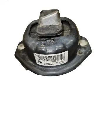 BMW 7 E65 E66 Engine mount bracket 22116771918