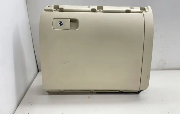 Volkswagen Jetta VI Glove box set 5C7857097