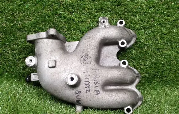 Skoda Fabia Mk2 (5J) Intake manifold 045129713F