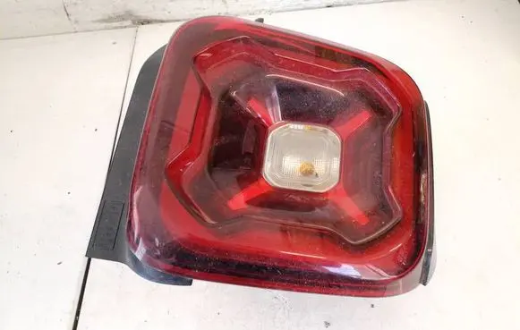 Rear/tail lights