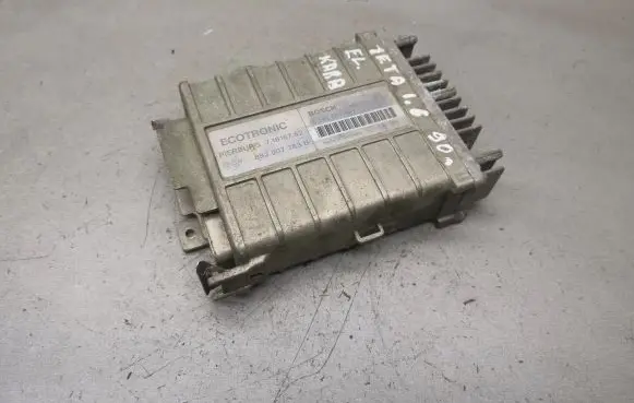 Volkswagen Golf II Engine control unit/module 0285007061 893907383B