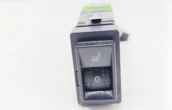 Skoda Superb B5 (3U) Seat heating switch 3U0963563