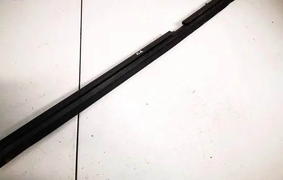 Volvo XC70 Front door glass trim molding 