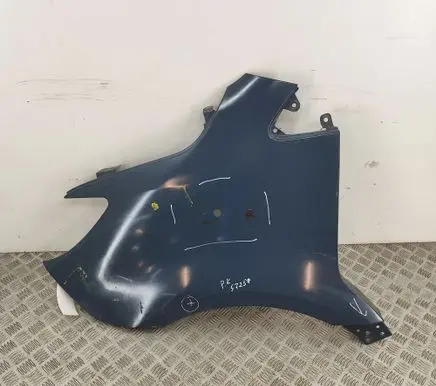 Mercedes-Benz Sprinter W907 W910 Fender A9108810000